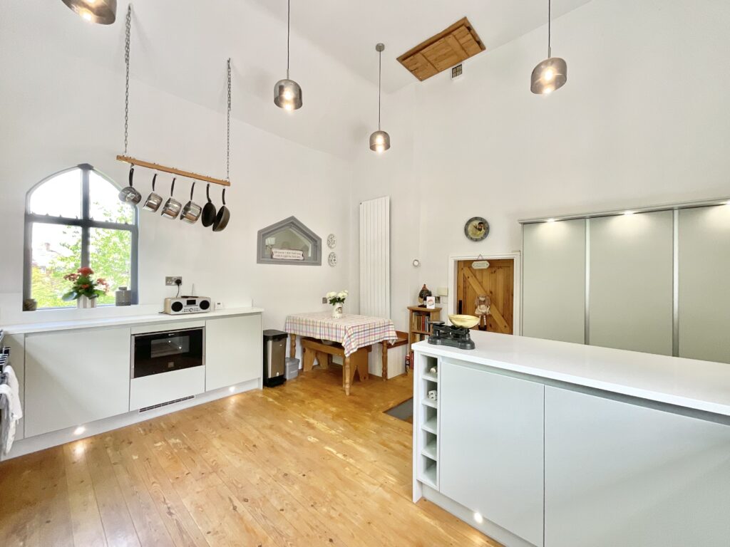 Sandon Road, Hilderstone, ST15