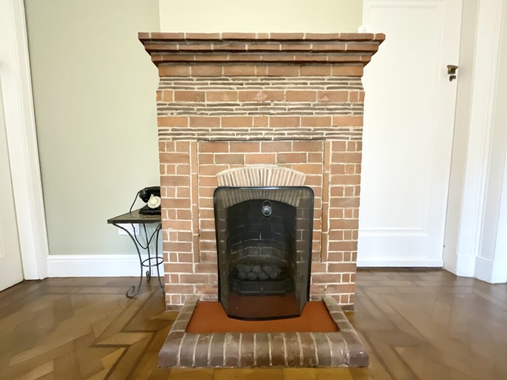 Barlaston Old Road, Stoke-On-Trent, ST4
