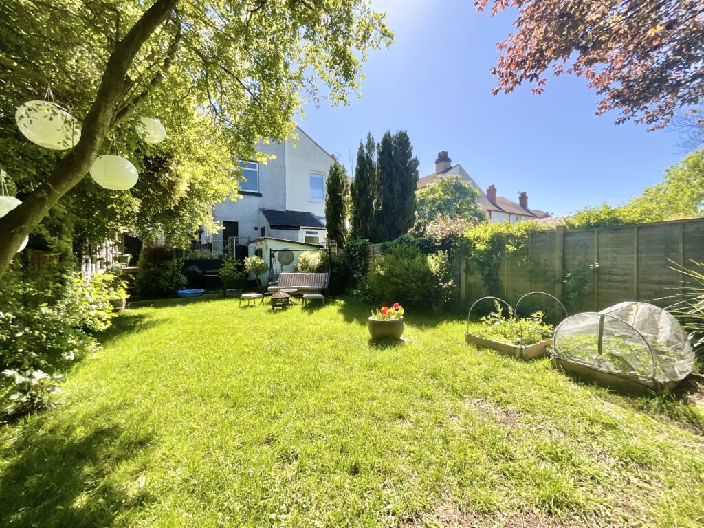 Crewe Road, Wistaston, CW2