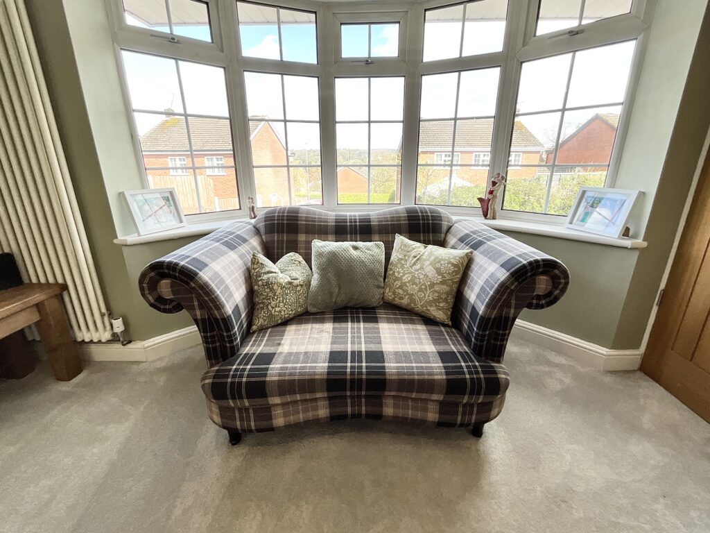 Glen Drive, Alton, ST10