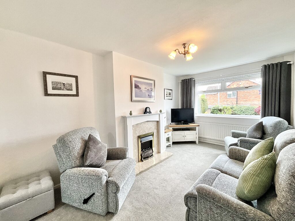 Hawfinch Road, Cheadle, ST10