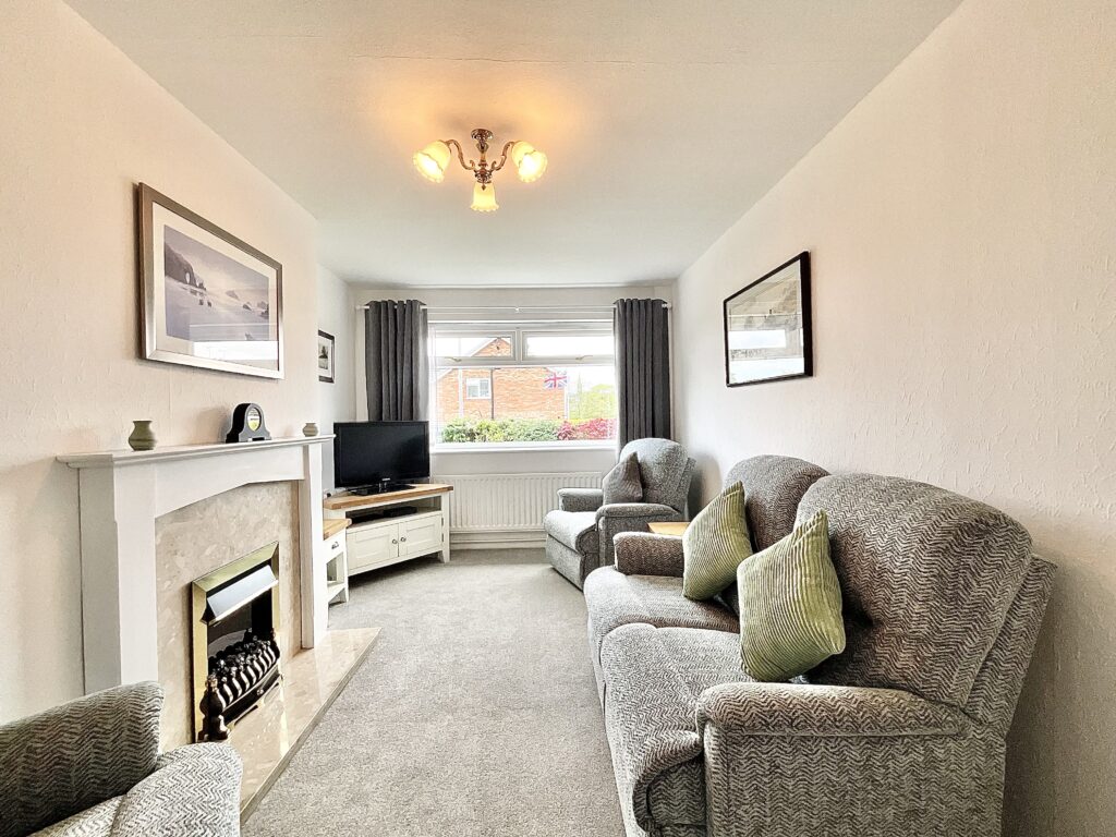 Hawfinch Road, Cheadle, ST10