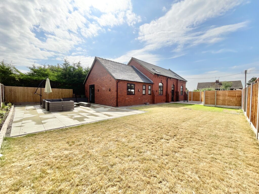 High Offley Road, Woodseaves, ST20