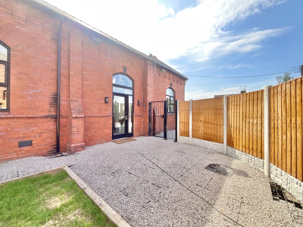 High Offley Road, Woodseaves, ST20