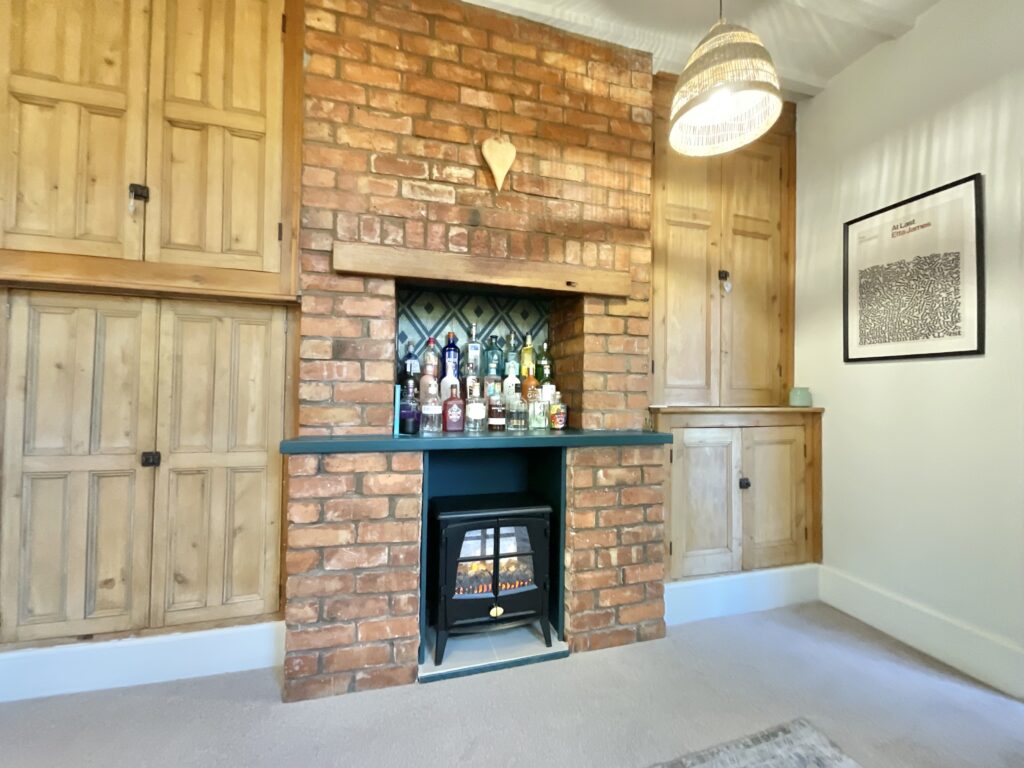 Crewe Road, Wistaston, CW2