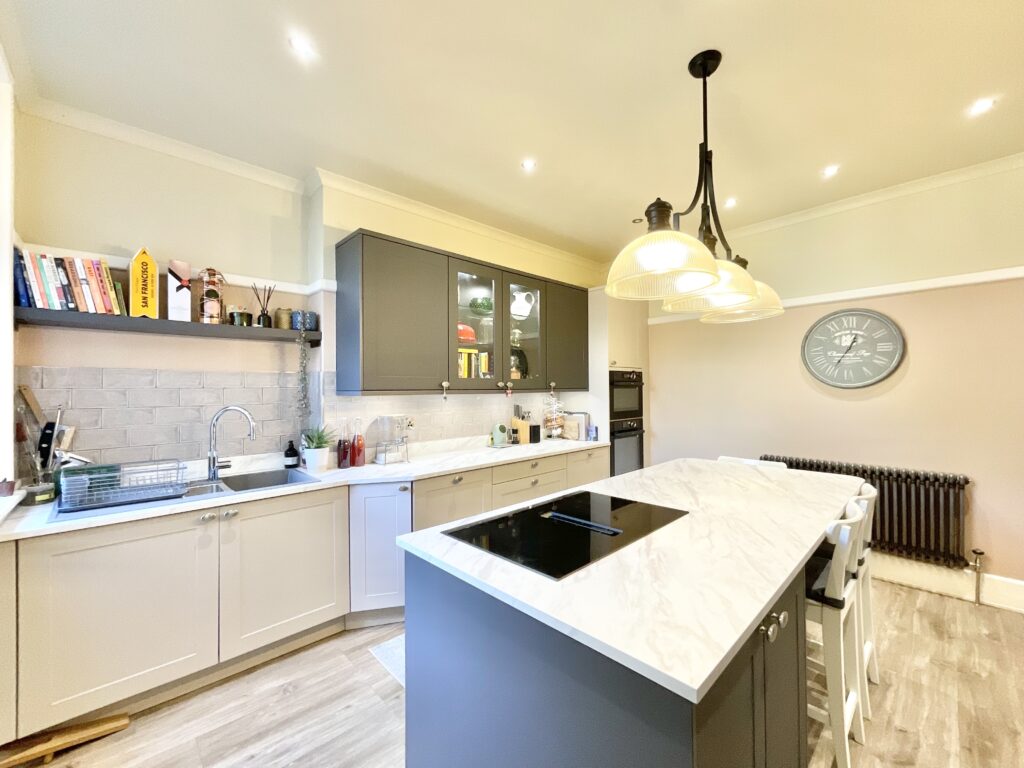 Crewe Road, Wistaston, CW2