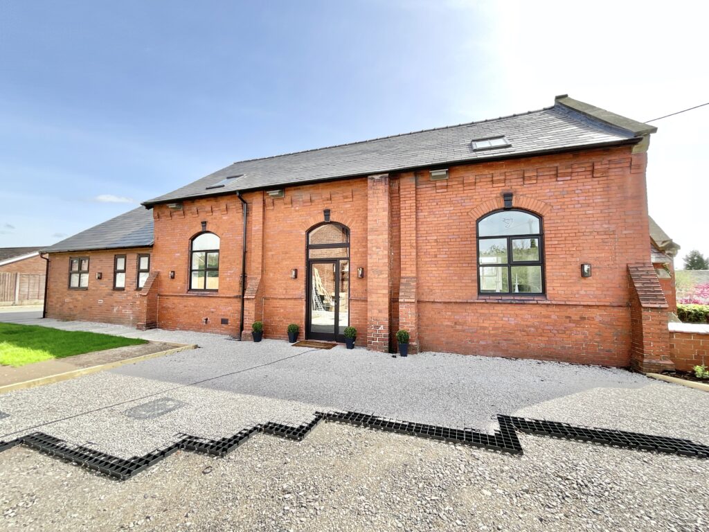 High Offley Road, Woodseaves, ST20