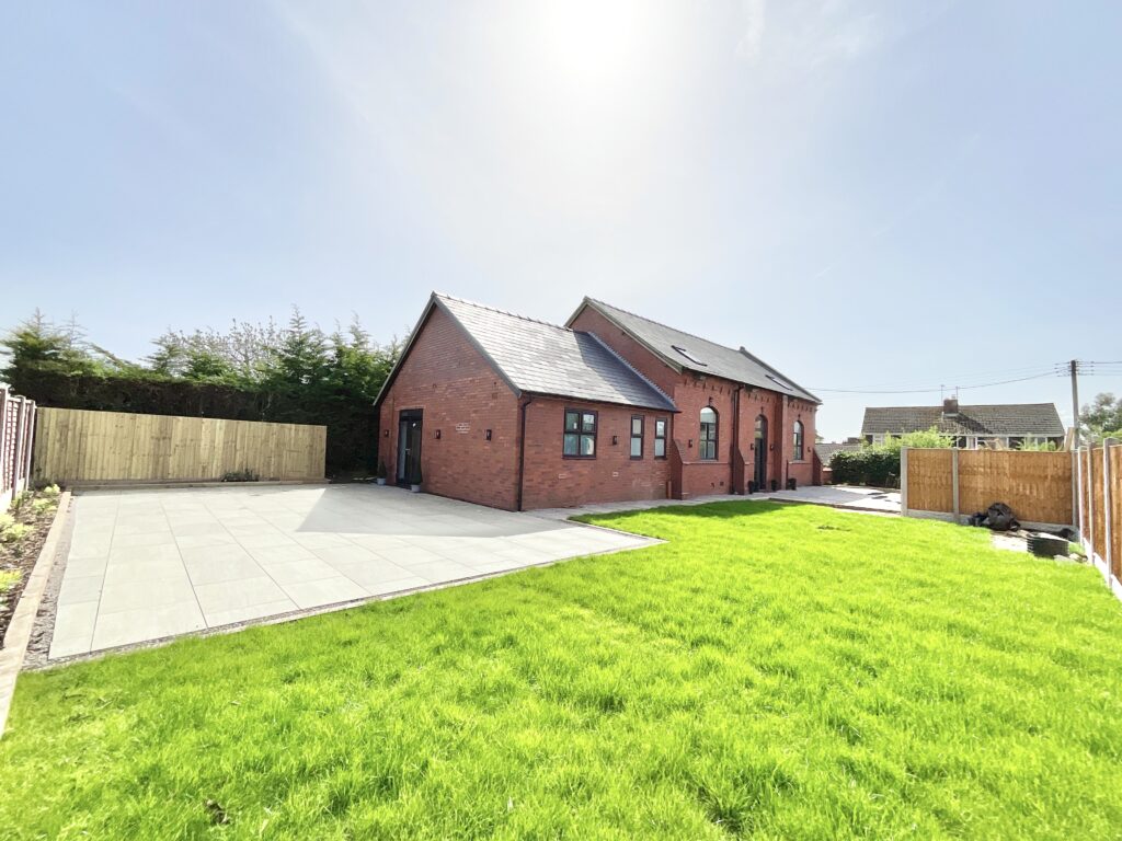 High Offley Road, Woodseaves, ST20