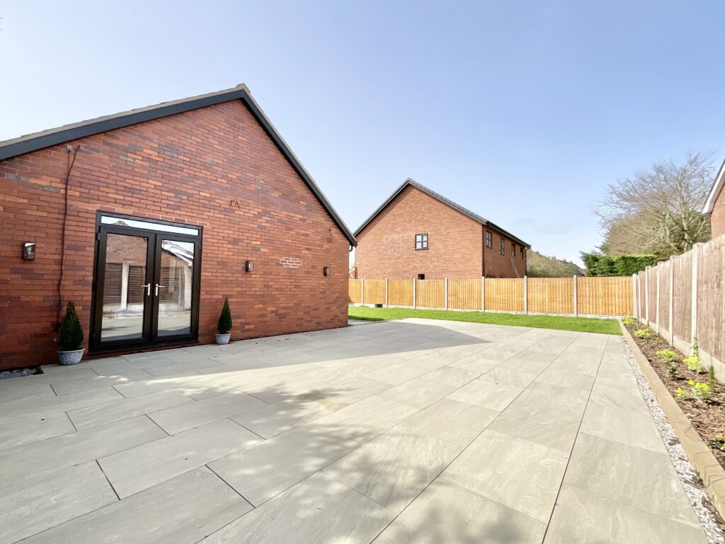 High Offley Road, Woodseaves, ST20