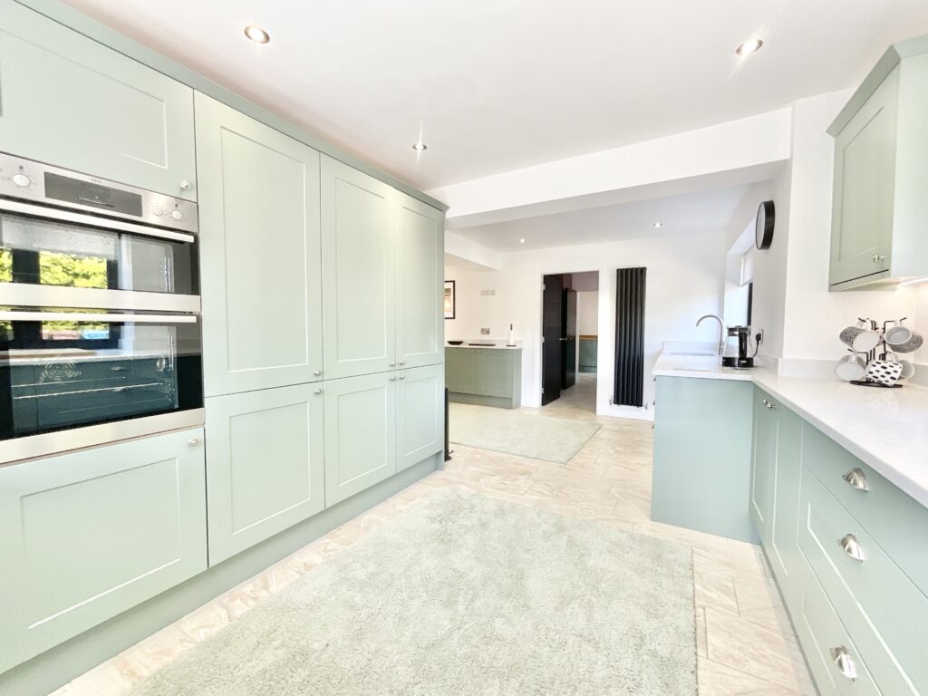 Grange Road, Knightley, ST20