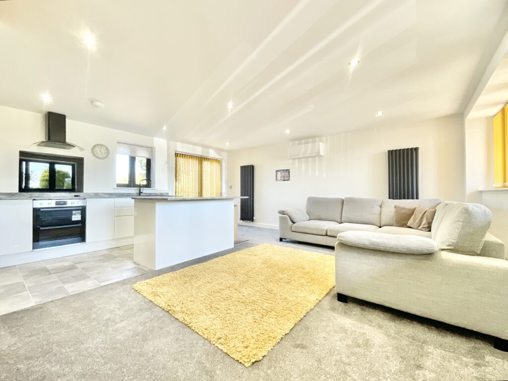 Grange Road, Knightley, ST20