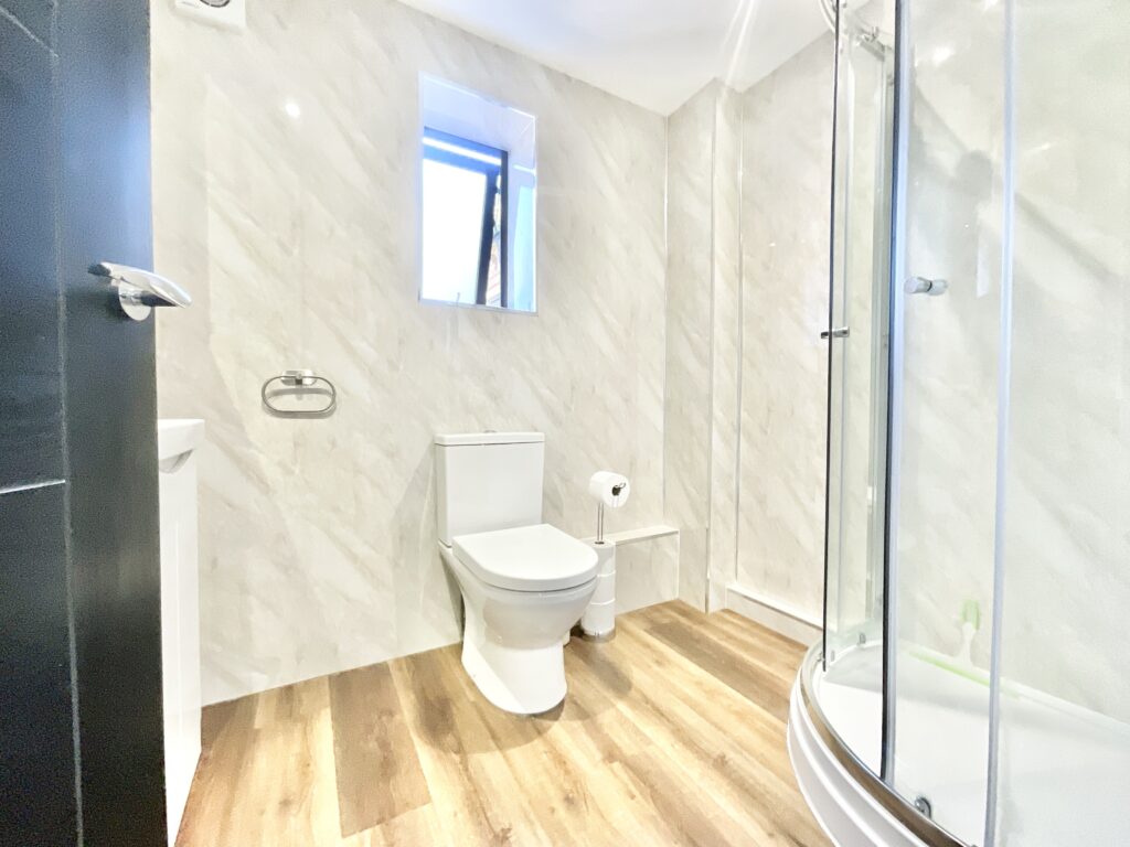 Grange Road, Knightley, ST20
