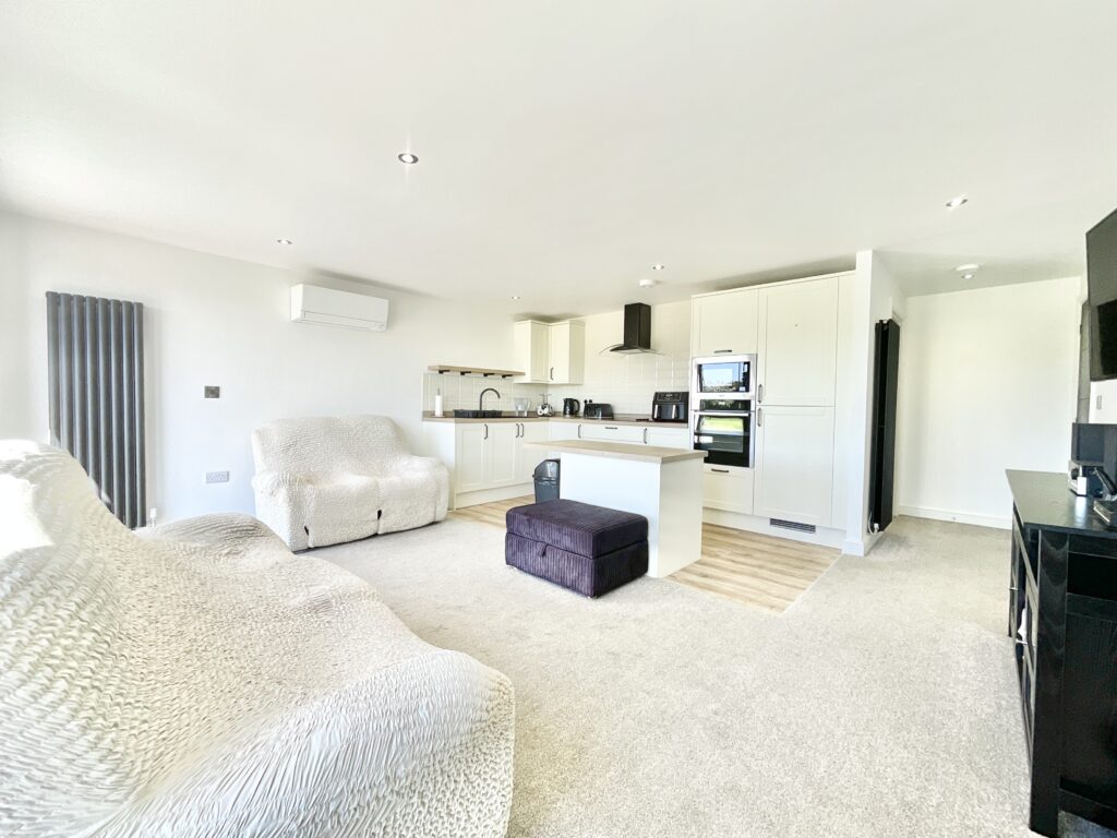 Grange Road, Knightley, ST20