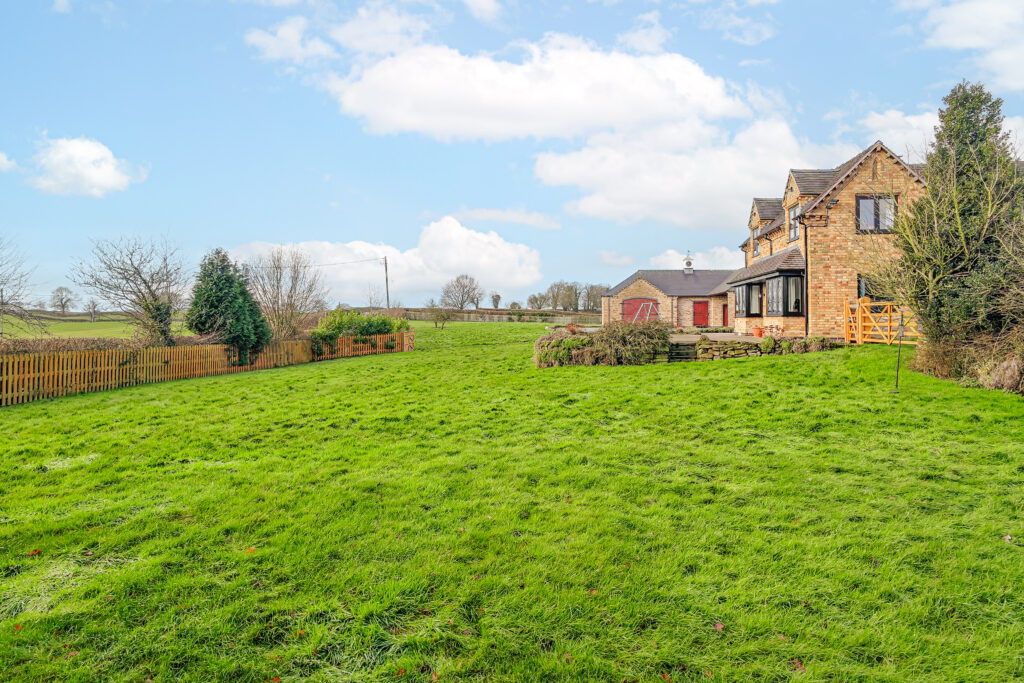Grange Road, Knightley, ST20