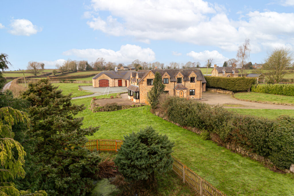 Grange Road, Knightley, ST20
