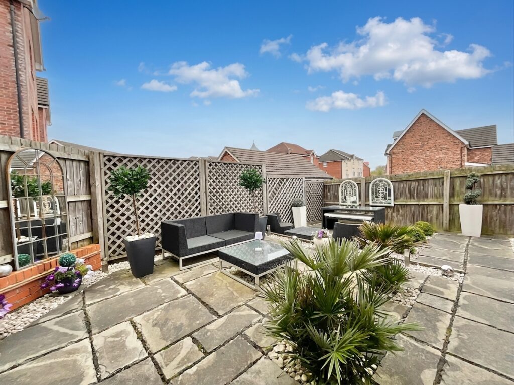 Abbey Park Way, Weston, CW2