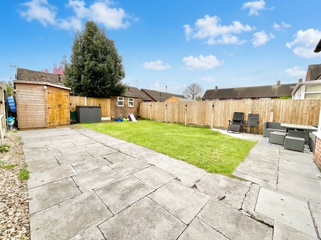 Manor Gardens, Market Drayton, TF9