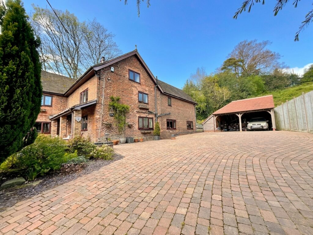 Kibblestone Road, Oulton, ST15