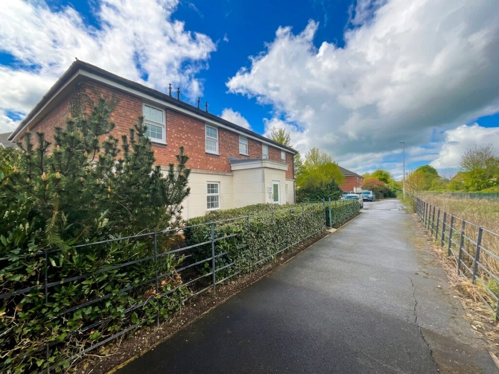 Clonners Field, Stapeley, CW5