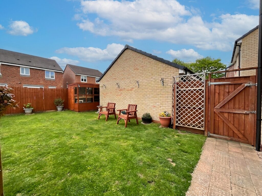 Carey Close, Stone, ST15