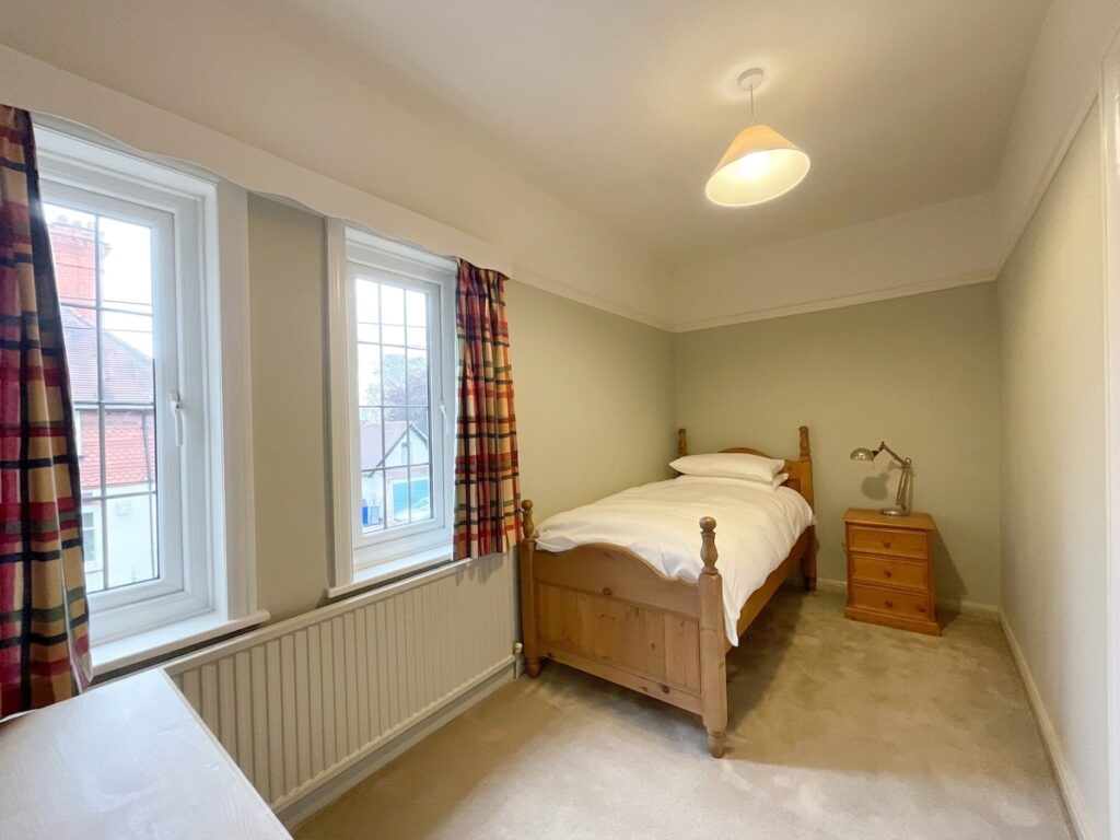 Barlaston Old Road, Stoke-On-Trent, ST4