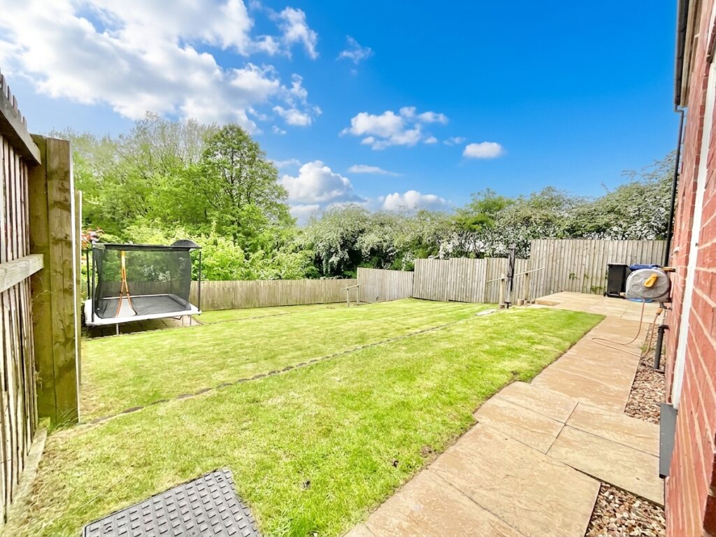 Briar Gardens, Loggerheads, TF9