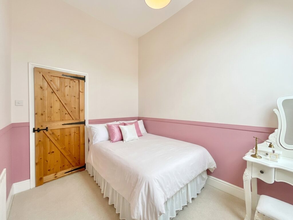 Sandon Road, Hilderstone, ST15