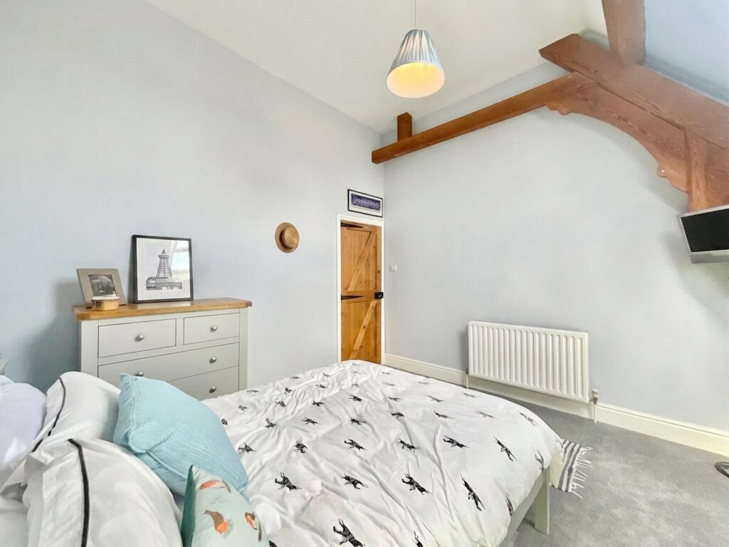 Sandon Road, Hilderstone, ST15