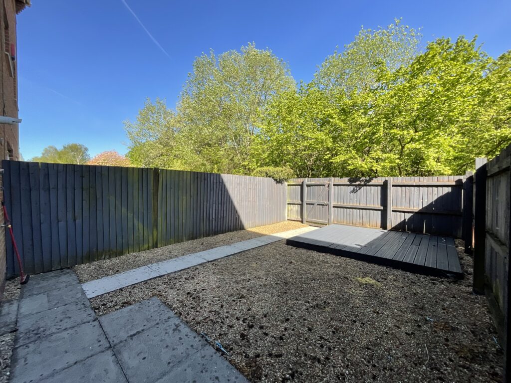 Edgbaston Drive, Stoke-On-Trent, ST4
