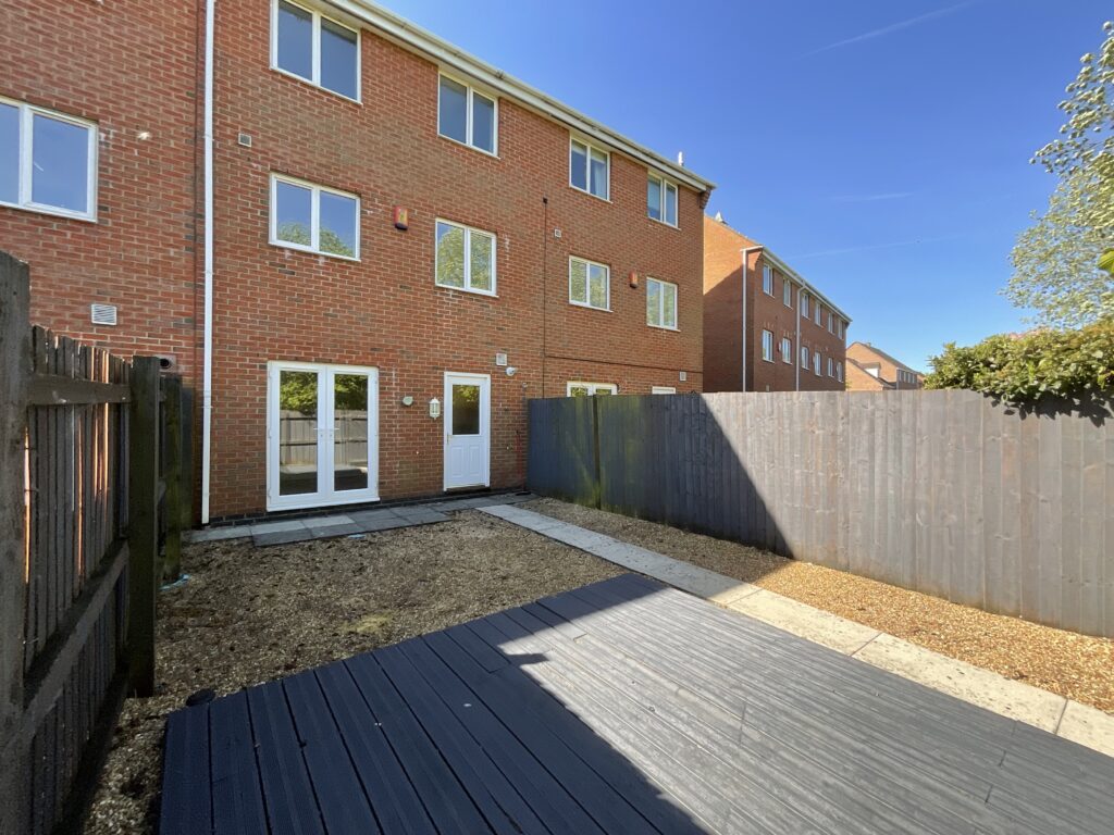 Edgbaston Drive, Stoke-On-Trent, ST4