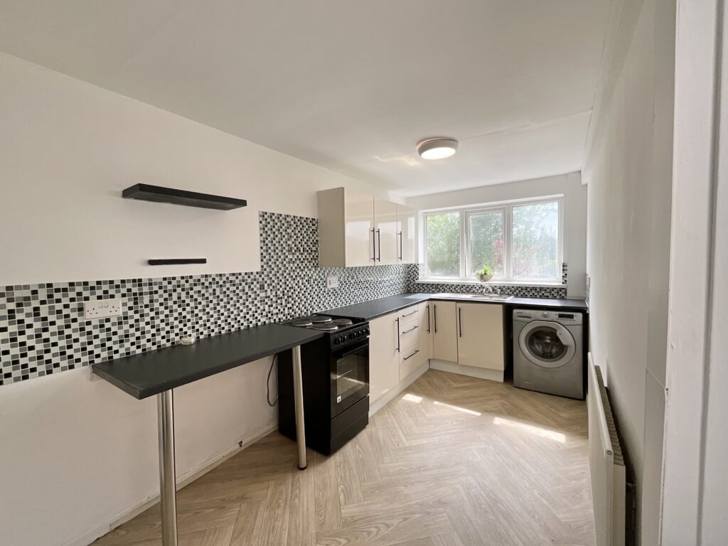 Cheadle Road, Tean, ST10