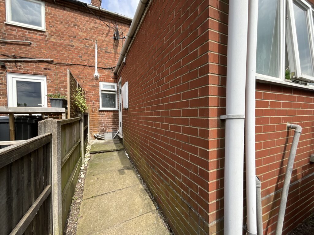 Cheadle Road, Tean, ST10