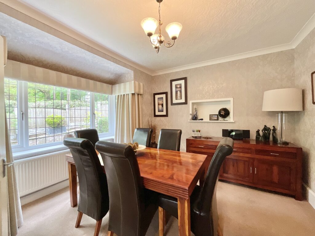 Chase Lane, Tittensor, ST12