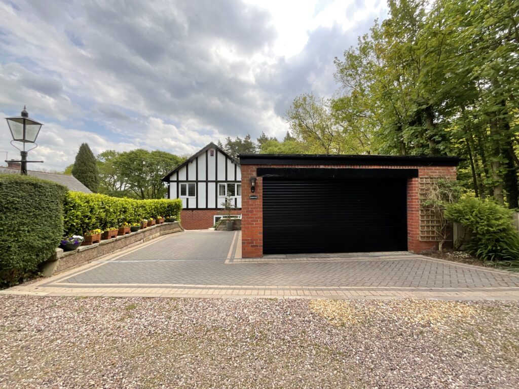 Chase Lane, Tittensor, ST12