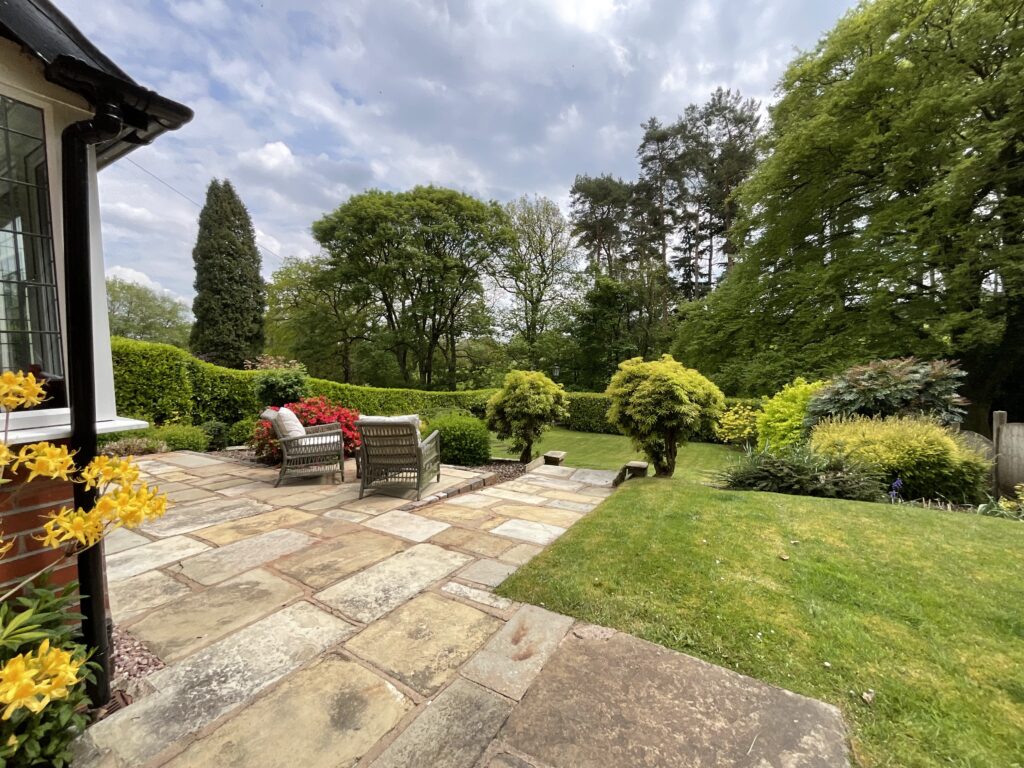 Chase Lane, Tittensor, ST12