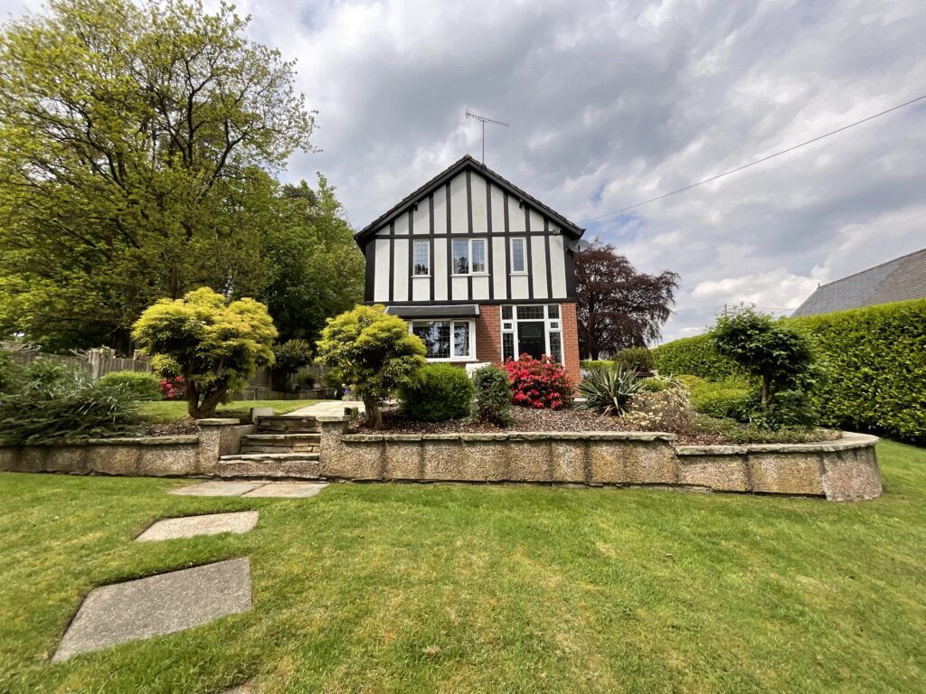Chase Lane, Tittensor, ST12