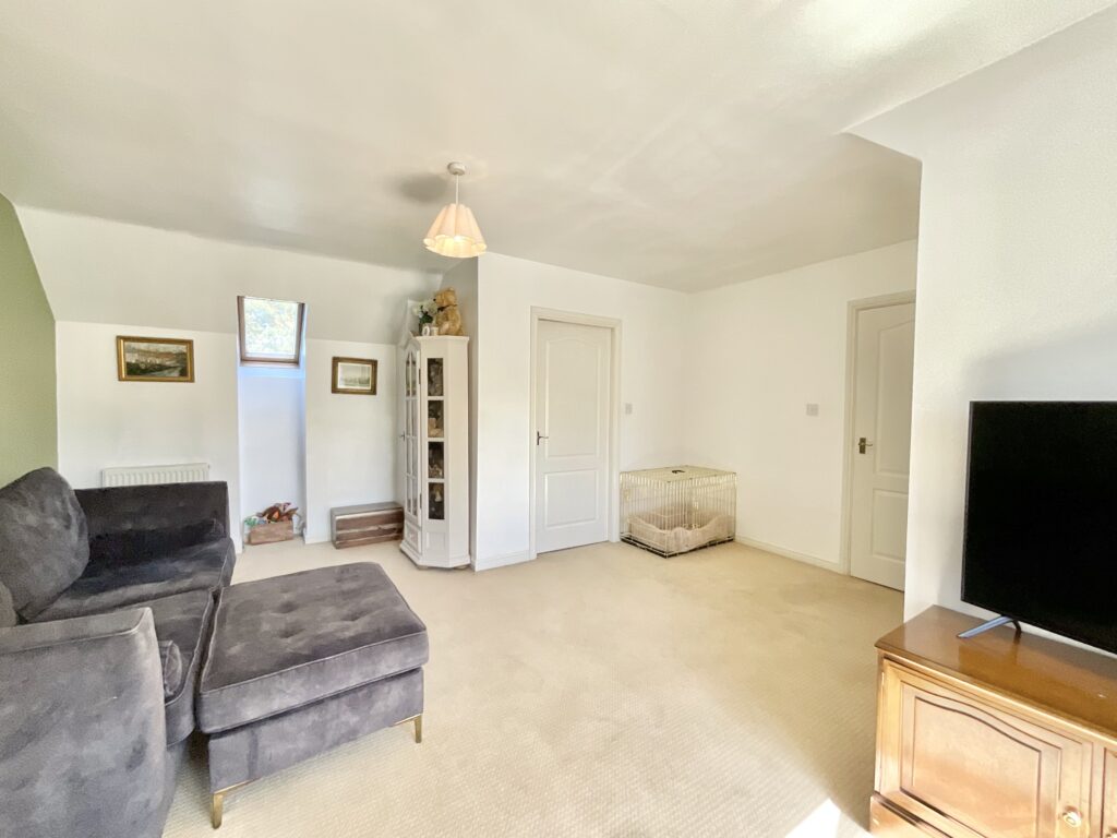 Lister Grove, Blythe Bridge, ST11