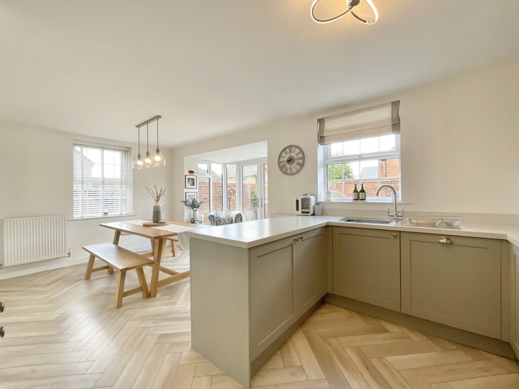 Mcgregor Close, Alsager, ST7