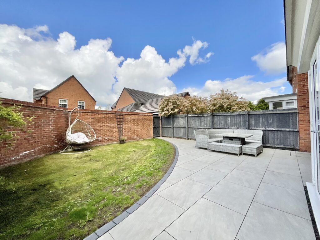 Mcgregor Close, Alsager, ST7