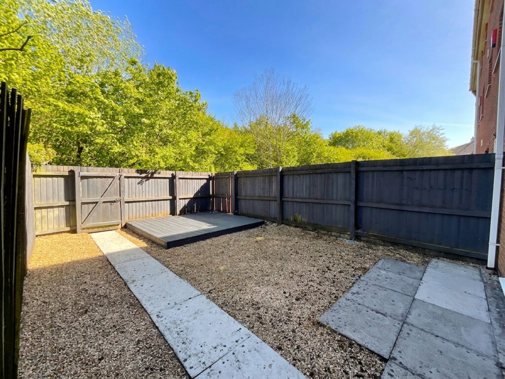 Edgbaston Drive, Stoke-On-Trent, ST4