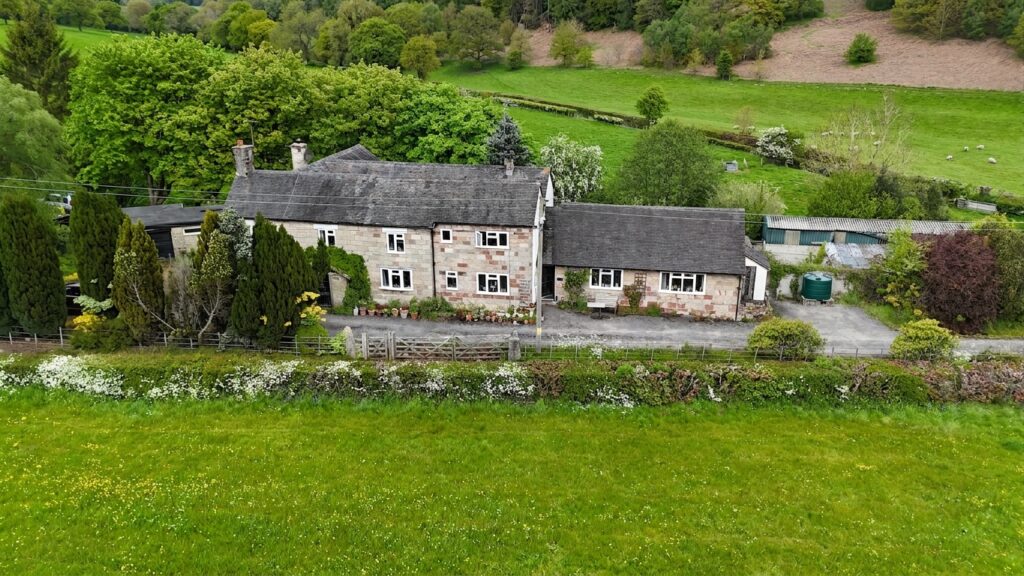 Great Gate, Tean, ST10