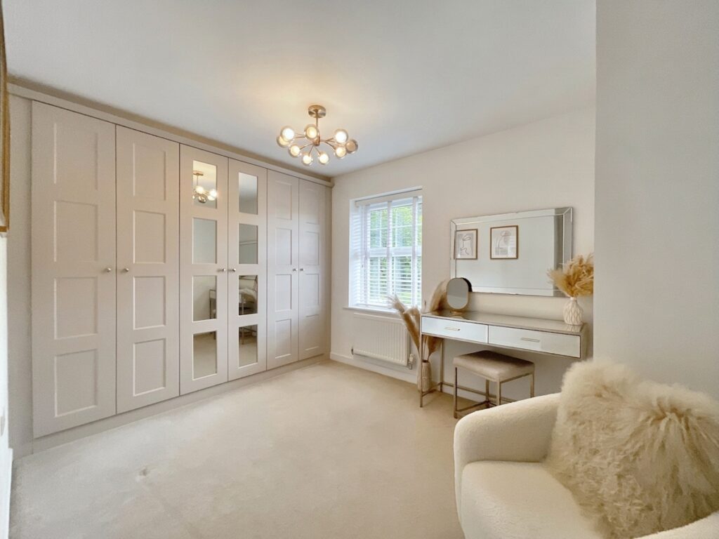 Mcgregor Close, Alsager, ST7
