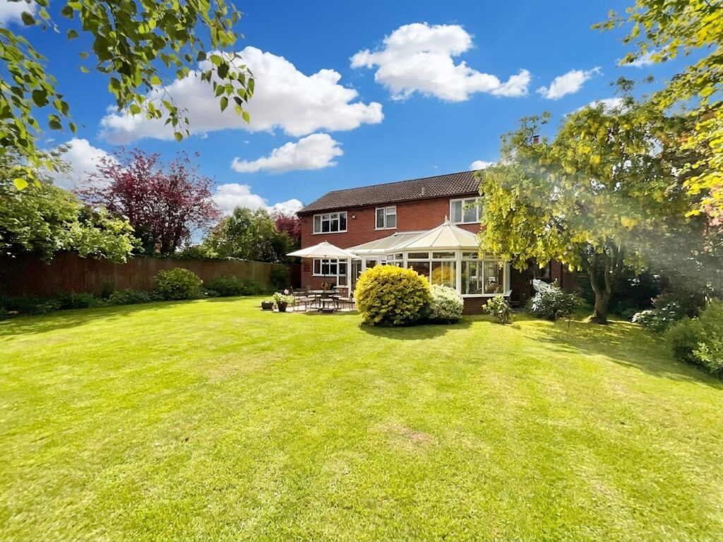 Meadow Close, Shavington, CW2