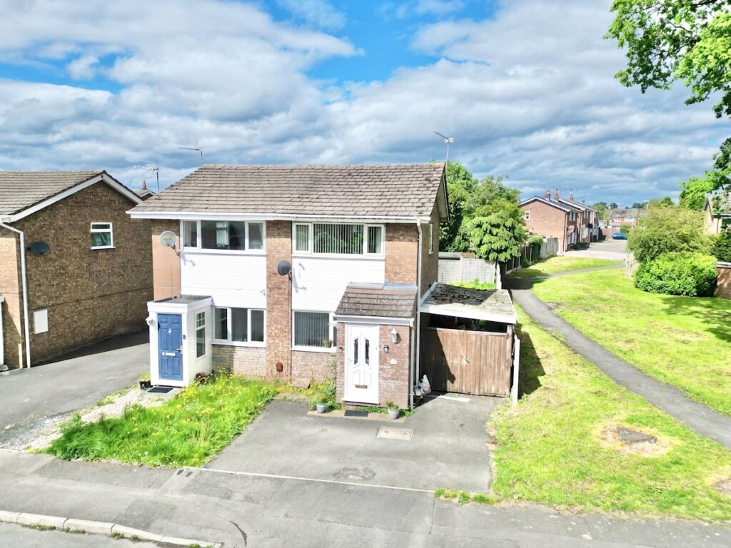 Hollies Brook Close, Gnosall, ST20