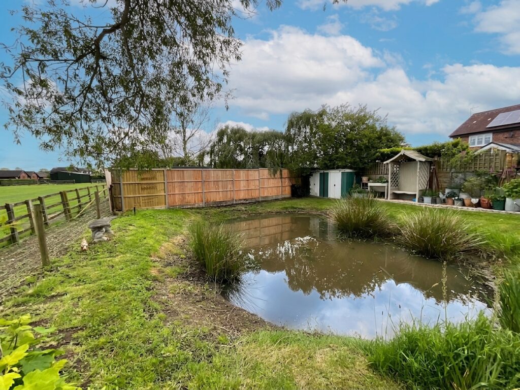 Main Road, Worleston, CW5