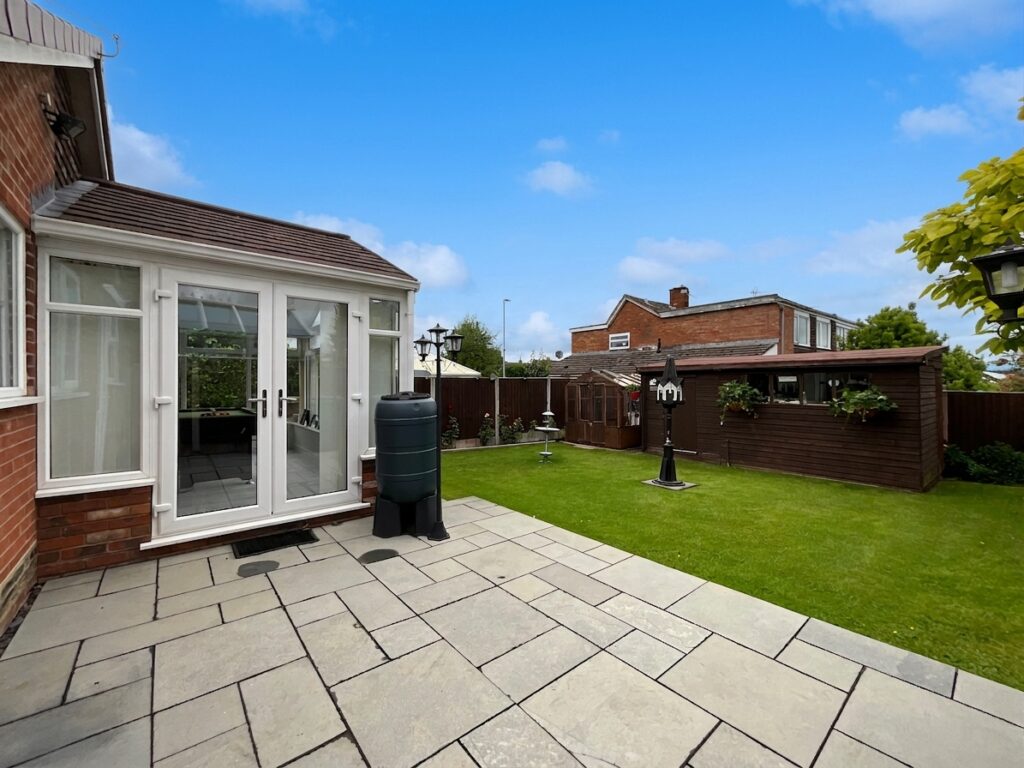 Fraser Close, Stone, ST15