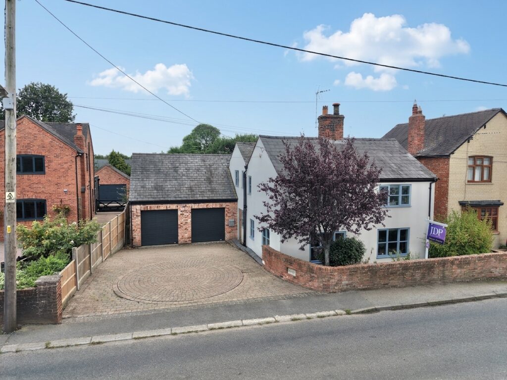 Wrexham Road, Burland, CW5