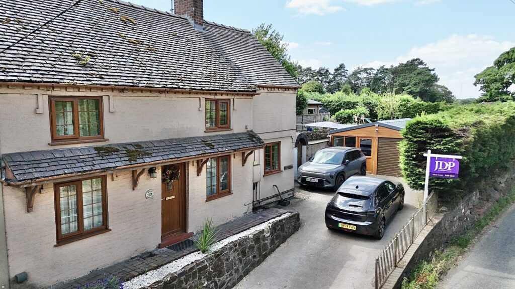 Uttoxeter Road, Draycott, ST11