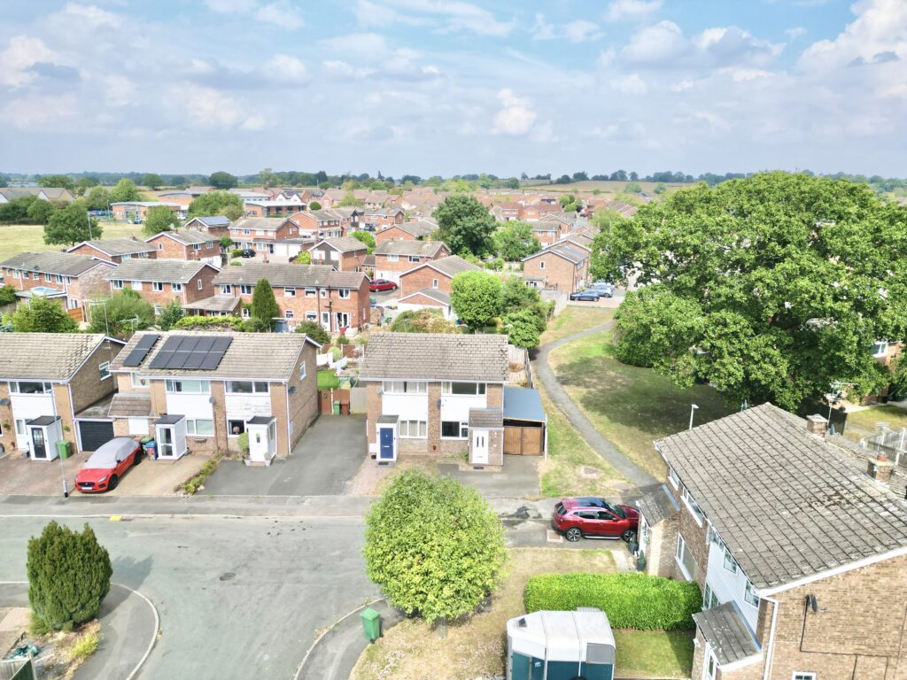 Hollies Brook Close, Gnosall, ST20