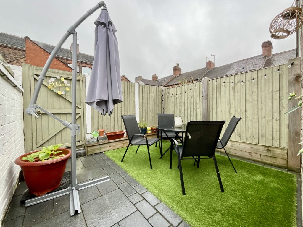Alastair Road, Stoke-On-Trent, ST4